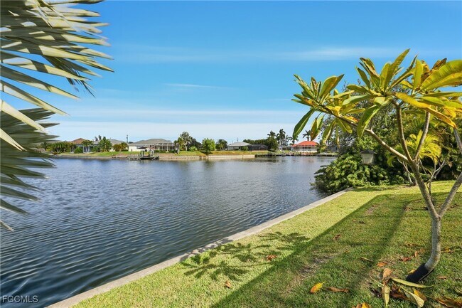 Building Photo - 1723 SW 31st Ln