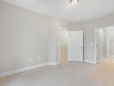 Building Photo - 165 Ella Kinley Cir