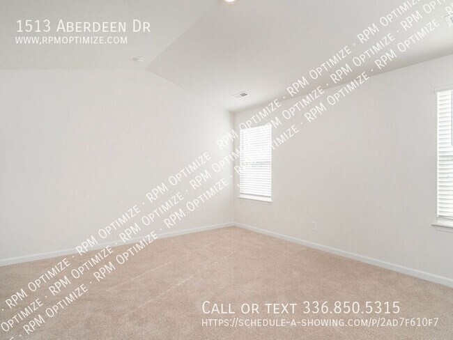Building Photo - 1513 Aberdeen Dr