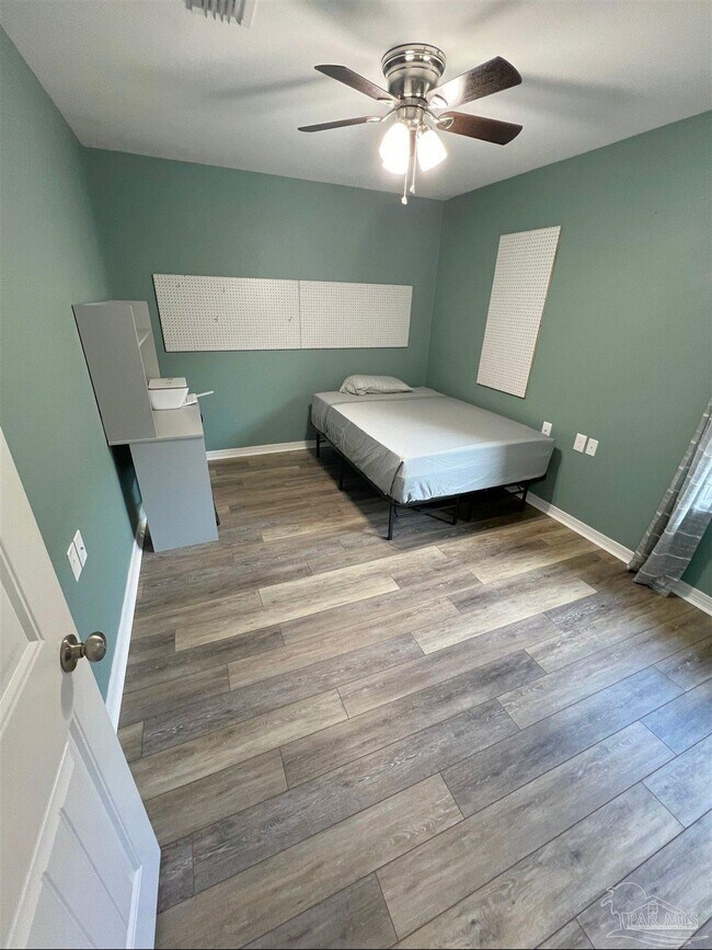 Building Photo - 5798 Corkscrew Ct