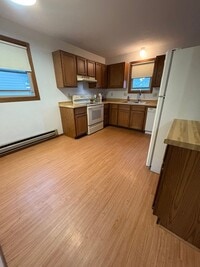 Building Photo - CB-1