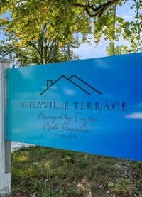 Building Photo - Seelyville Terrace