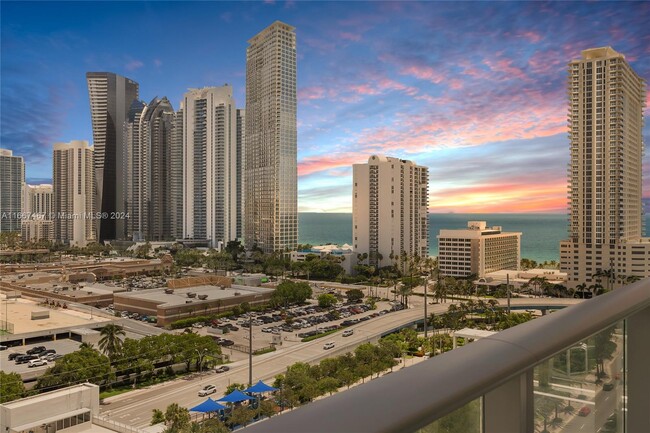 Building Photo - 300 Sunny Isles Blvd