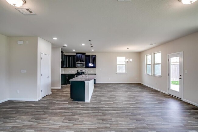 Building Photo - 1005 Dawson Dune Cove