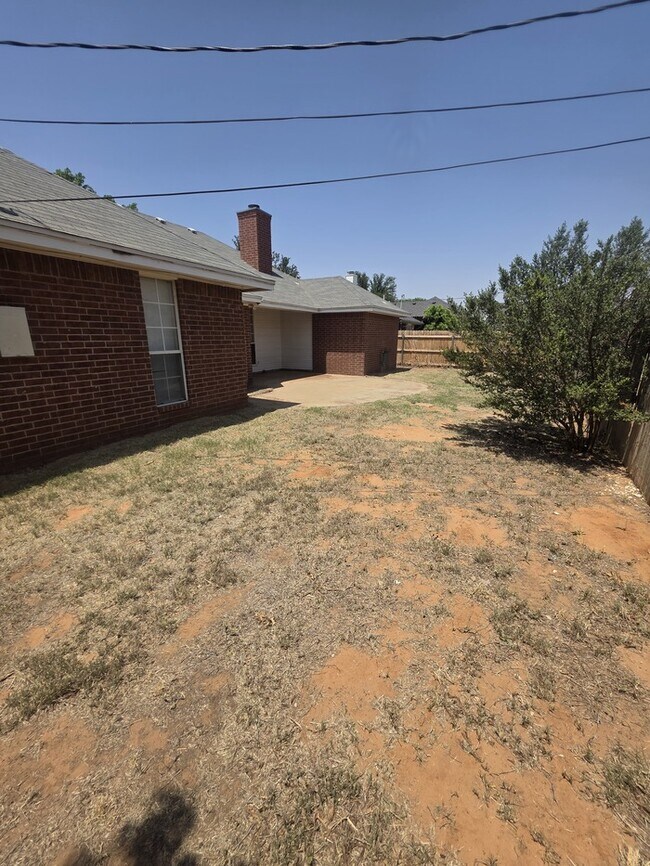 Building Photo - 4 bed 2 bath home in Northgate