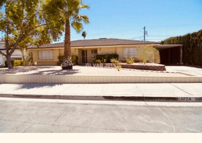 Building Photo - 1724 Griffith Ave