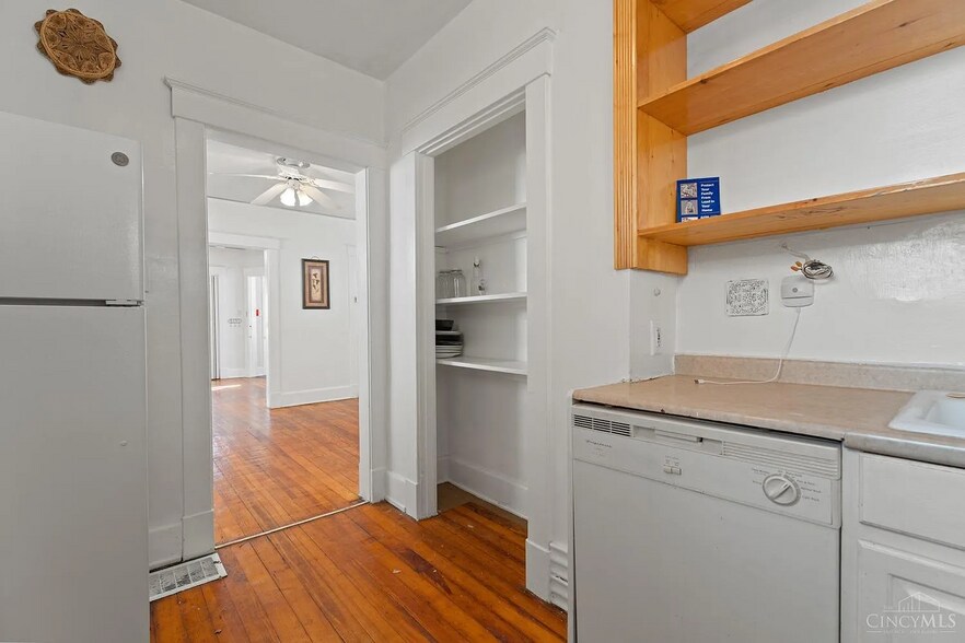 Building Photo - 2855 Marshall Ave