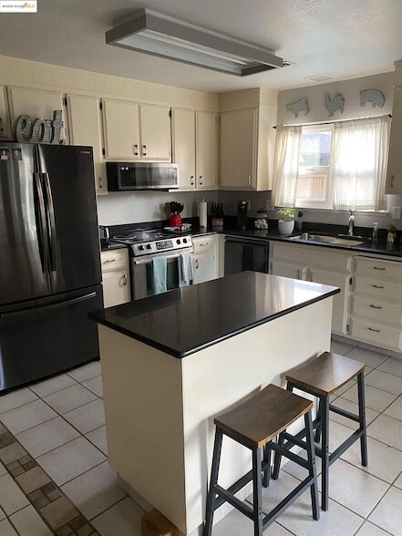 Building Photo - 781 Dorchester Cir