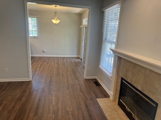 Building Photo - 3548 Oakmont Dr