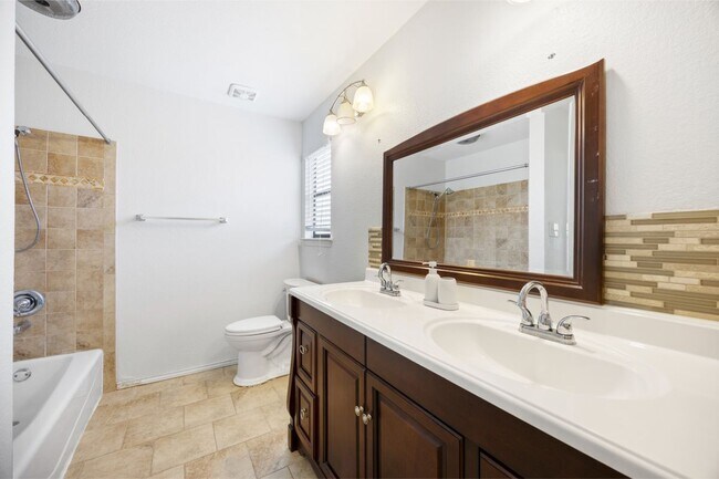 Building Photo - 2209 Stirrup Dr