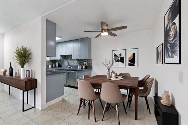 Building Photo - 1551 Broadway