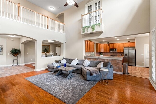 Building Photo - 2330 Nesslewood Dr