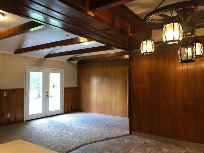 Building Photo - 1980 Sultana Dr