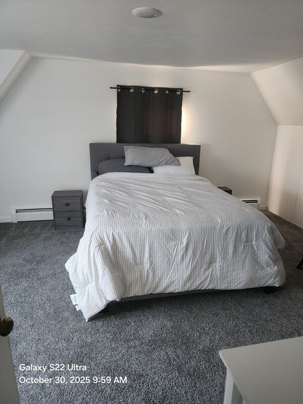 Building Photo - 3409 S 10th St