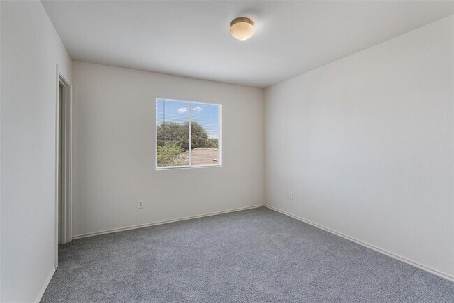 Building Photo - 7432 Cayenne Ln