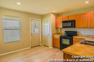 Building Photo - 11934 Dove Ranch