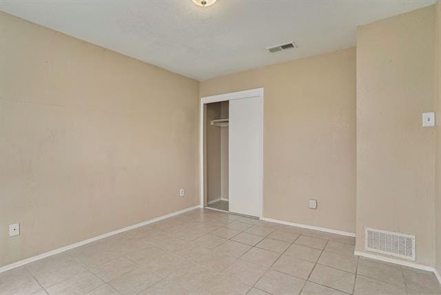 Building Photo - 10359 Chelmsford Dr