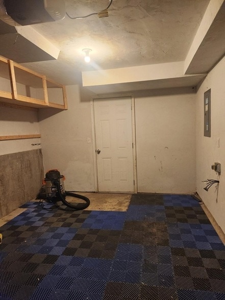 Building Photo - 24 Bittersweet Blvd