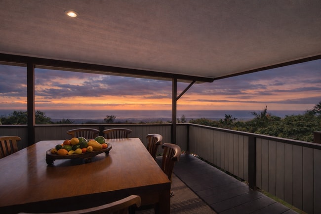 Building Photo - Stunning 3-Bedroom Home on with Panoramic Ocean Views!