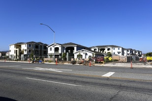 Building Photo - Harvest Park