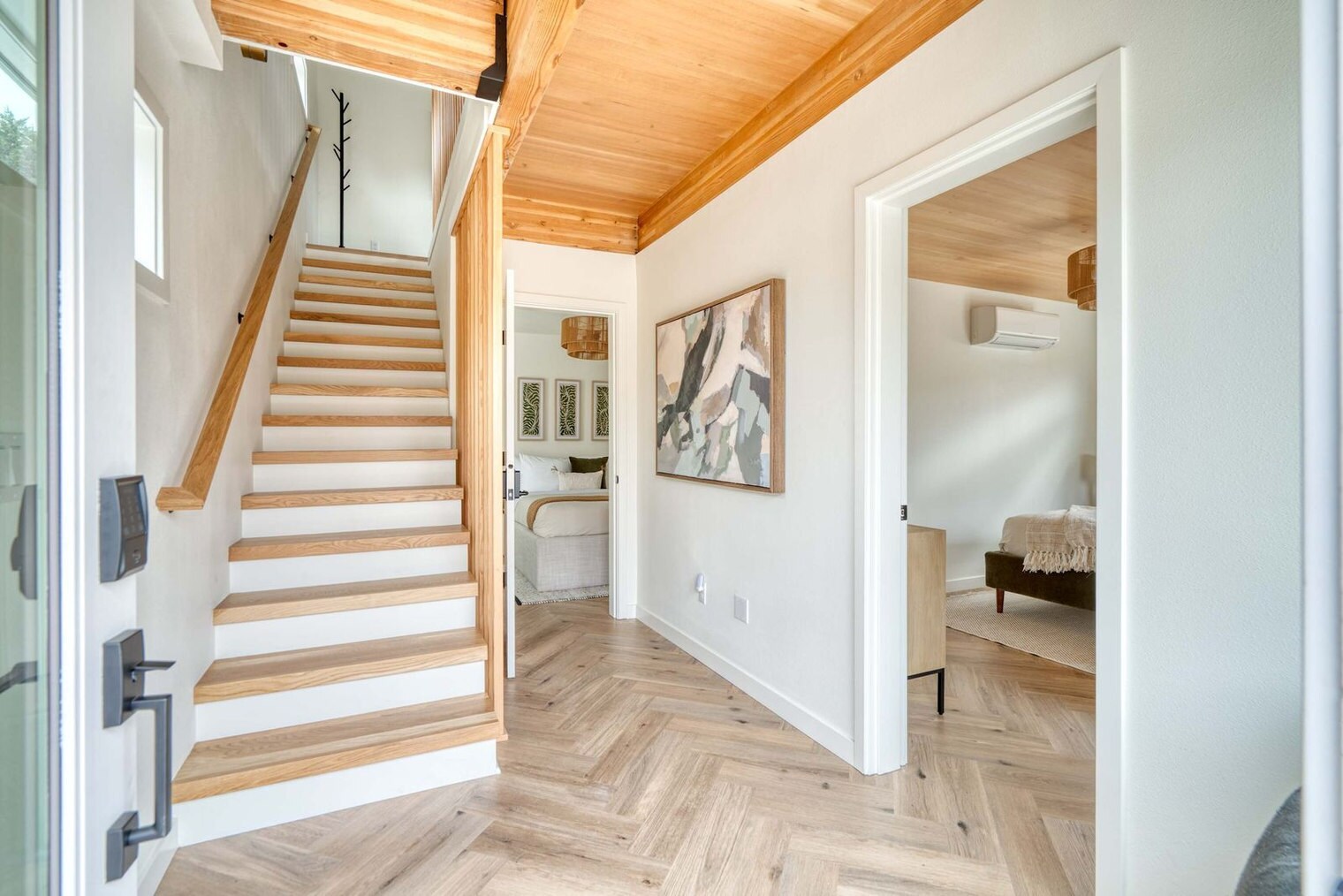 Building Photo - 5016 NE 26th Ave