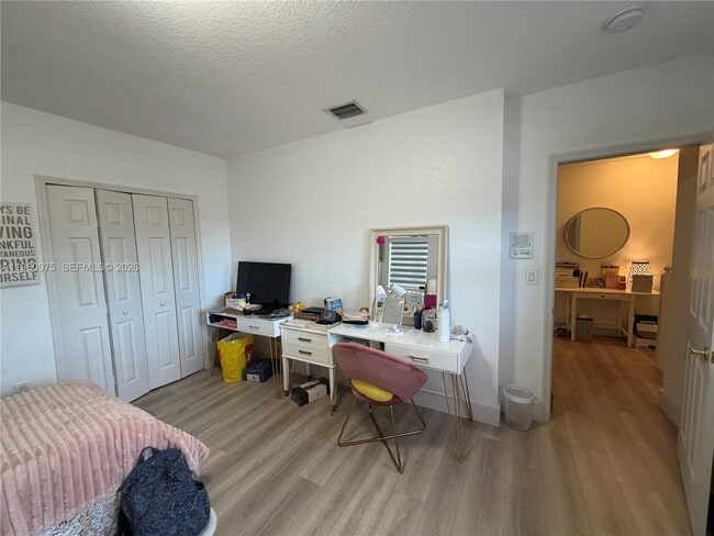 Building Photo - 6762 SW 157th Ct