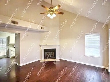 Building Photo - 2073 Upland Dr