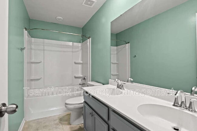 Building Photo - 126 Daniels Creek Cir