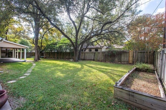Building Photo - 4607 Bridlewood Dr