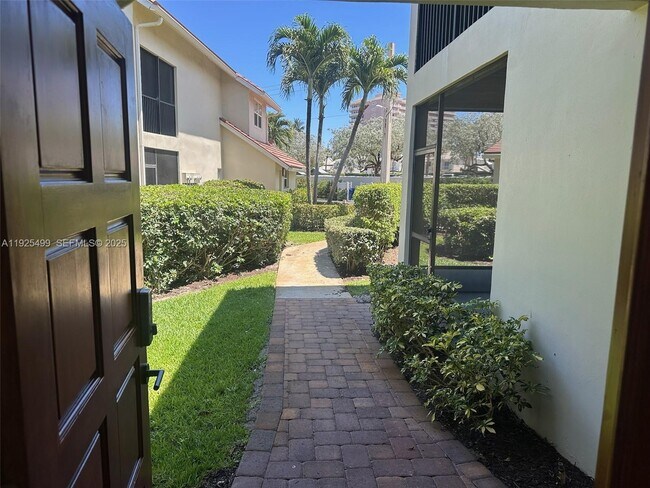 Building Photo - 4161 S US Hwy 1