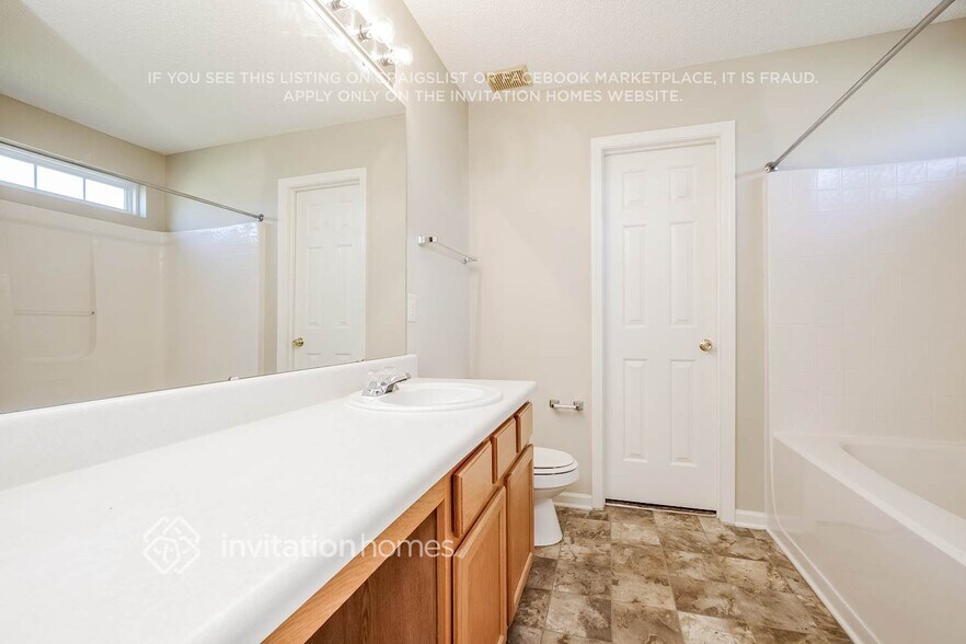Building Photo - 1009 Fort Clapsop Ct
