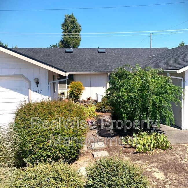 Building Photo - 1467 Cameo Ct