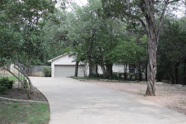 Primary Photo - 5709 Hudson Bend Rd