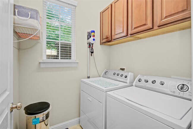 Building Photo - 44 Versante Ct