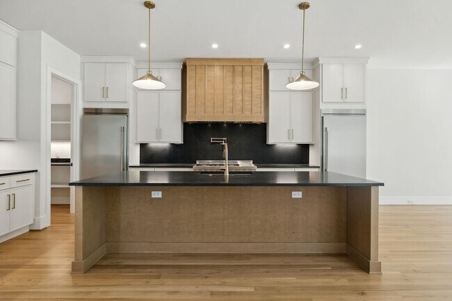 Building Photo - 85 Brookwood Terrace