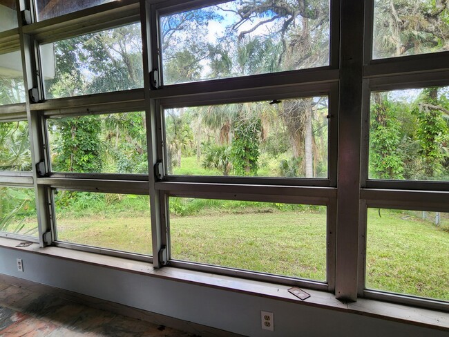Building Photo - 4910 Ralls Dr
