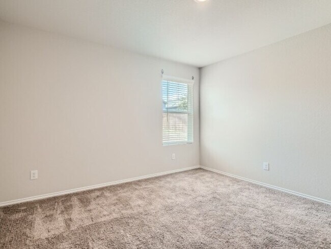 Building Photo - 15011 Dorset Wheel