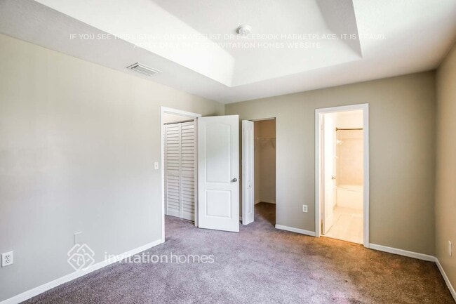 Building Photo - 14365 SW 134th Pl