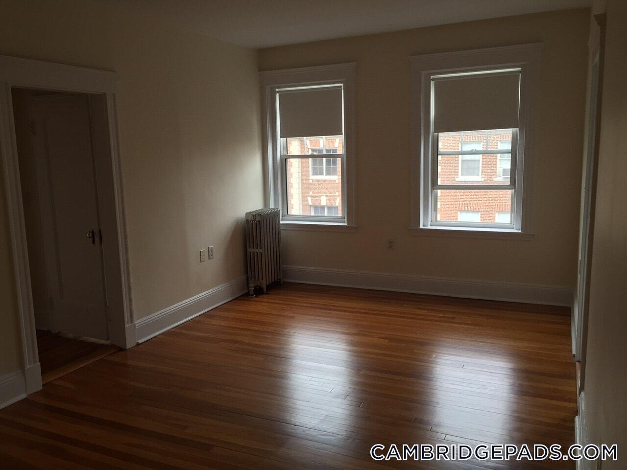 Building Photo - 18 Chauncy St