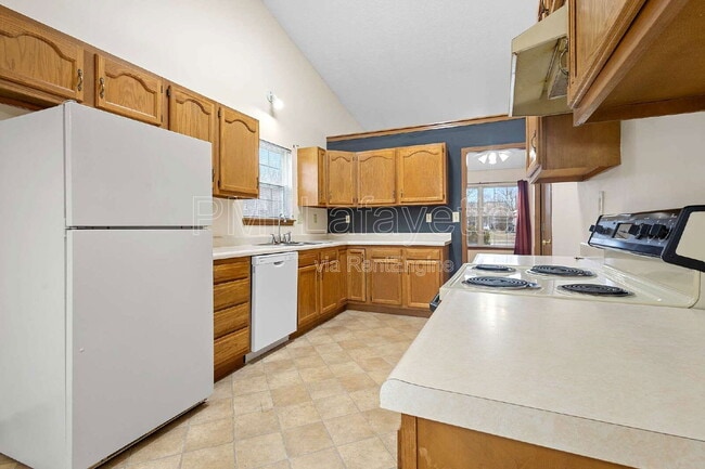 Building Photo - 512 Duroc Ct