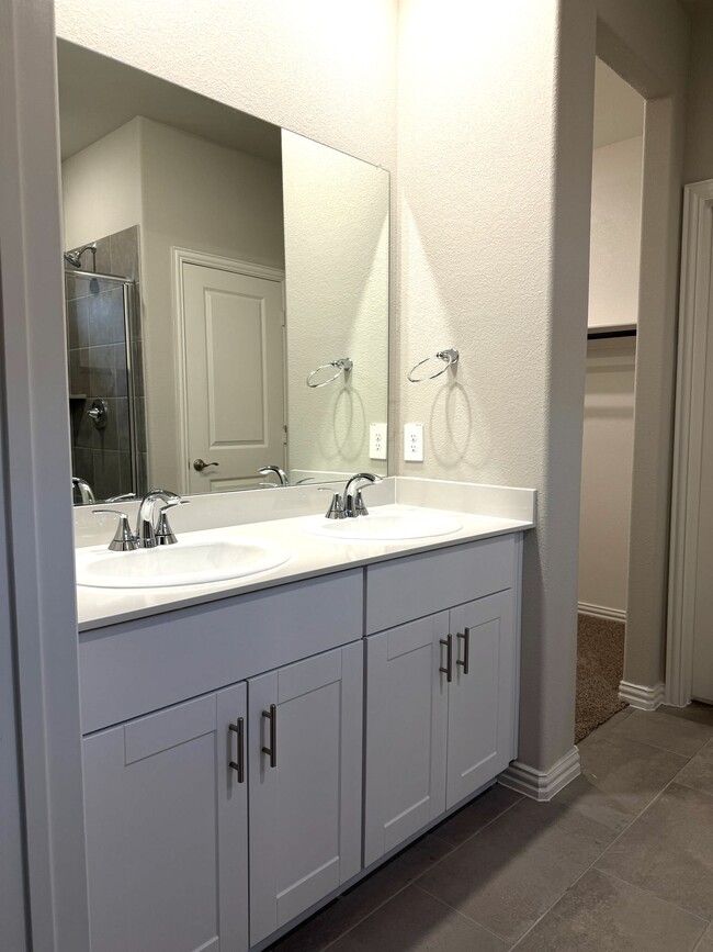 Building Photo - 3915 Marble Fls Dr