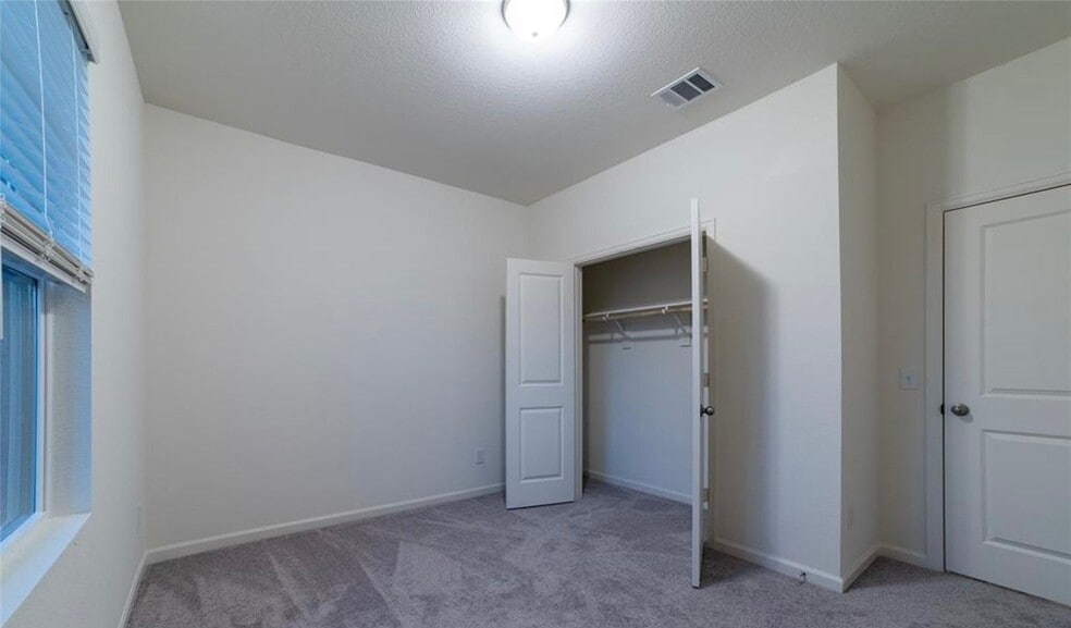 Building Photo - 4815 Highland Spgs Dr