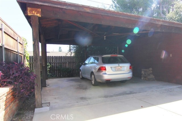 Building Photo - 244 Spencer St