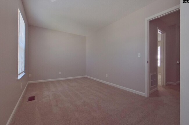 Building Photo - 521 Halleck Ln