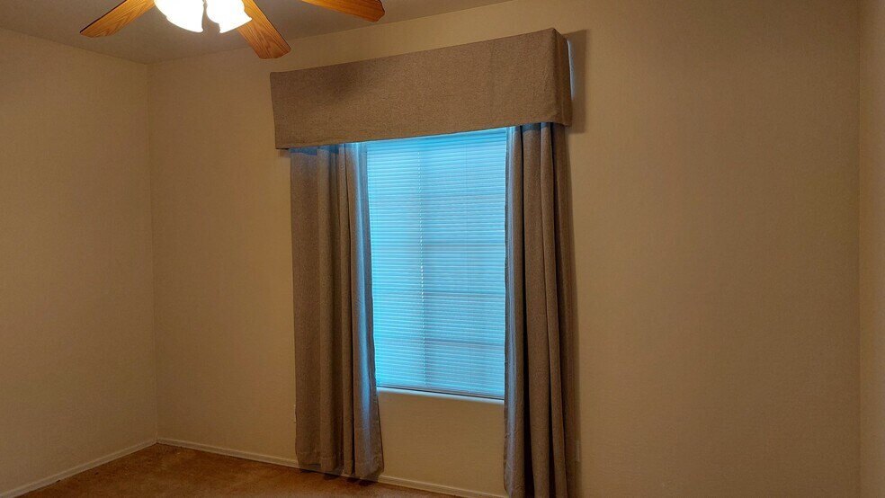 Front Bedroom - 8763 W State Ave