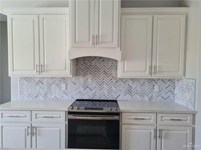 Building Photo - 24 Lago Washington