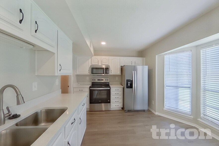 Building Photo - 3316 Forest Creek Dr