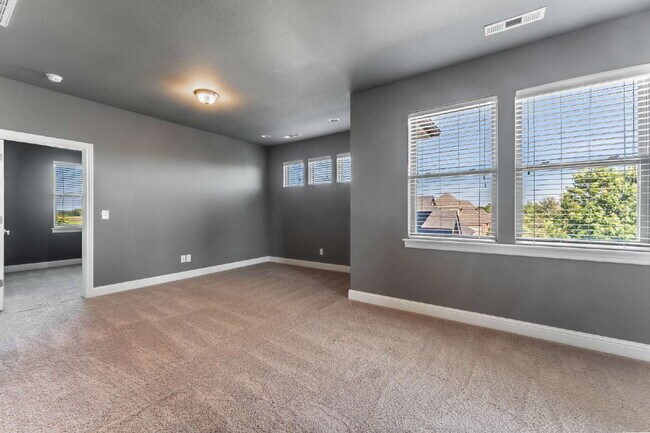 Building Photo - East Fayetteville Home for Rent