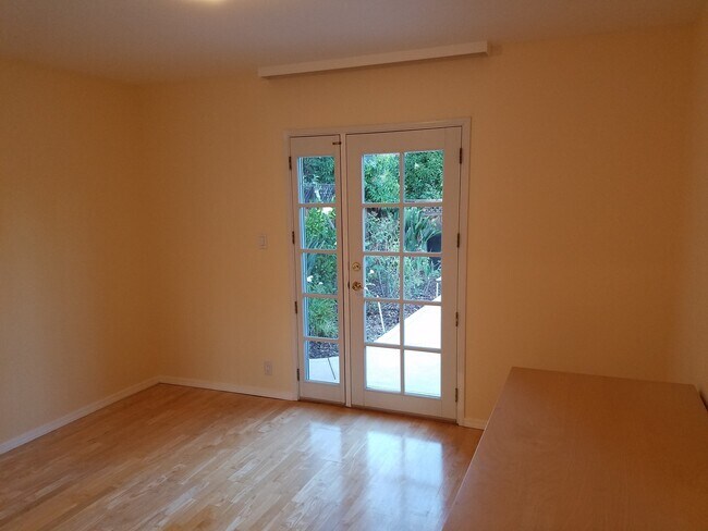 Building Photo - Elegant 4BR Retreat with Pool – Cupertino Schools, Near Apple Park