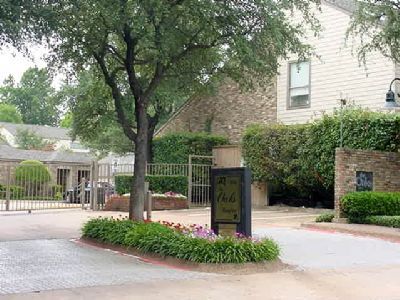 Primary Photo - Newly remodeled